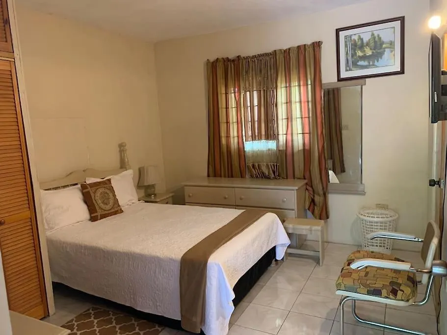 1 Bed Flat At Palm Villa Spanish Towns 0*,  Jamaica